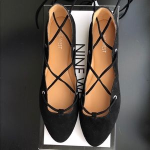 Nine West Zafirah Lace Up Suede Flats 6.5